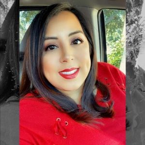 Meet your Posher, Priscella